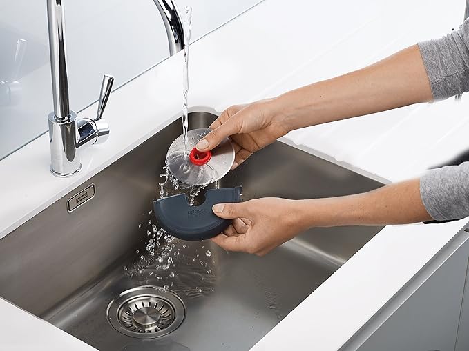 Disc Easy Clean Grey Pizza Cutter - Image 3