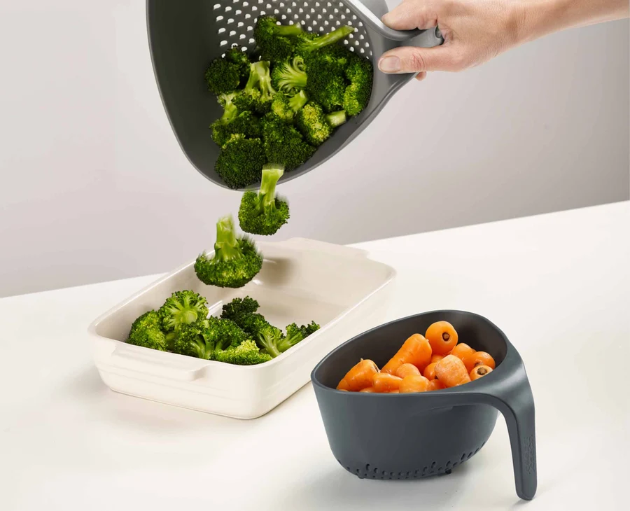 Nest 2-Piece Grey Colander Set - Image 3