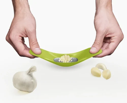 Rocker Aubergine Garlic Crusher